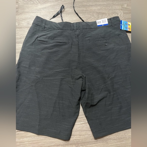 Men’s size 36 shorts - Picture 2 of 2